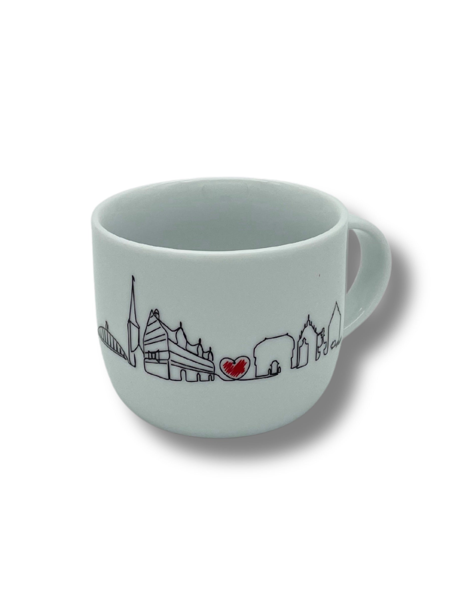 Elegante Cappuccino-Tasse aus Hameln mit Rattenfänger-Design – ideal als hochwertiges Souvenir oder für stilvollen Kaffeegenuss.