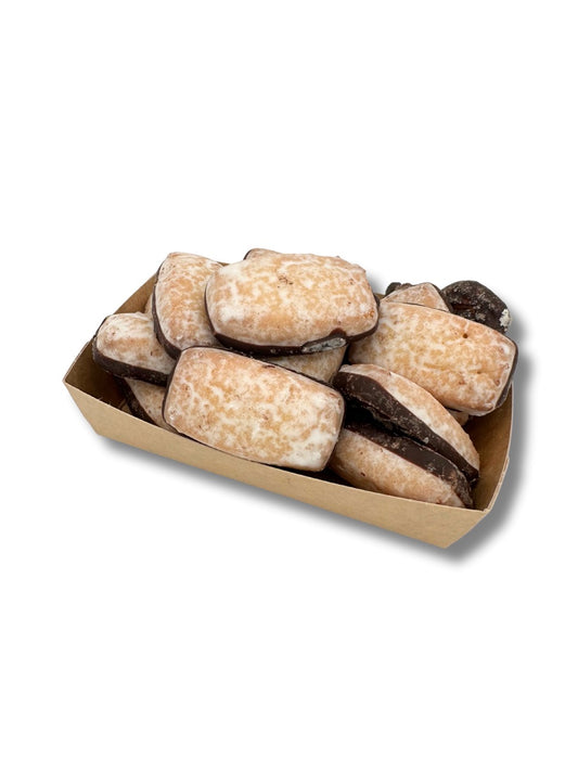 Marzipan-Orangen Gebäck 175 g, herbstliches Gebäck mit 48 % Marzipan und Zartbitterschokolade, erhältlich in der Dreyer Confiserie in der Rattenfängerstadt Hameln.