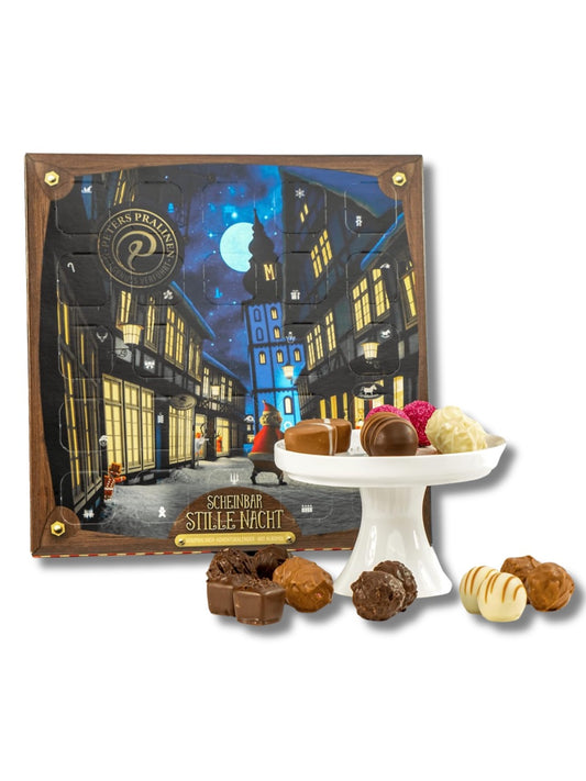 Scheinbar Stille Nacht Mini-Adventskalender 140 g Inhalt – Übersicht aller enthaltenen Trüffel und Pralinen erhältlich in der Dreyer Confiserie in der Rattenfängerstadt Hameln.