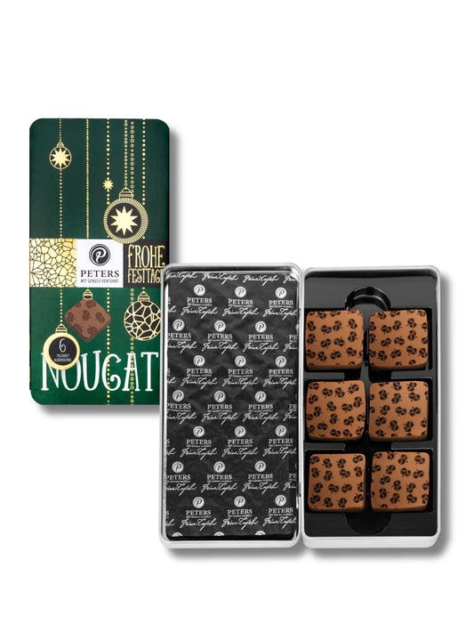 Frohe Festtage 6er Pecarée ® Nuss-Nougat 63 g von Peters Pralinen – alkoholfreie Täfelchen mit dunklem Nuss-Nougat aus frisch gerösteten Haselnüssen, dekoriert und umhüllt von Vollmilchschokolade, erhältlich in der Dreyer Confiserie in der Rattenfängerstadt Hameln.