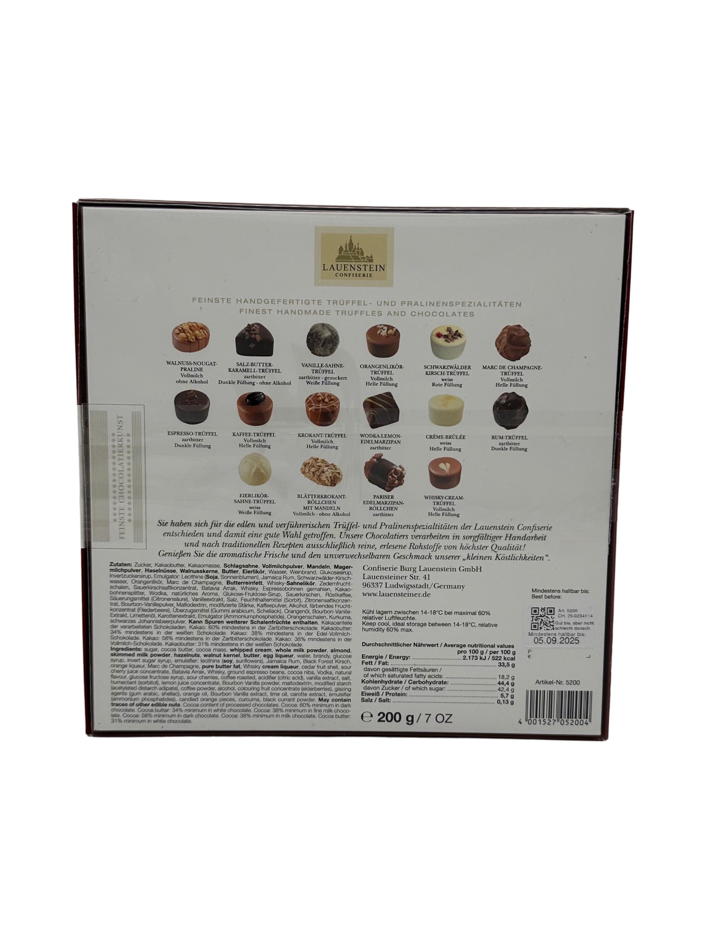 Rattenfänger Trüffel-Auslese mit Alkohol – Einzelaufnahme der hochwertigen Pralinen aus Hameln.