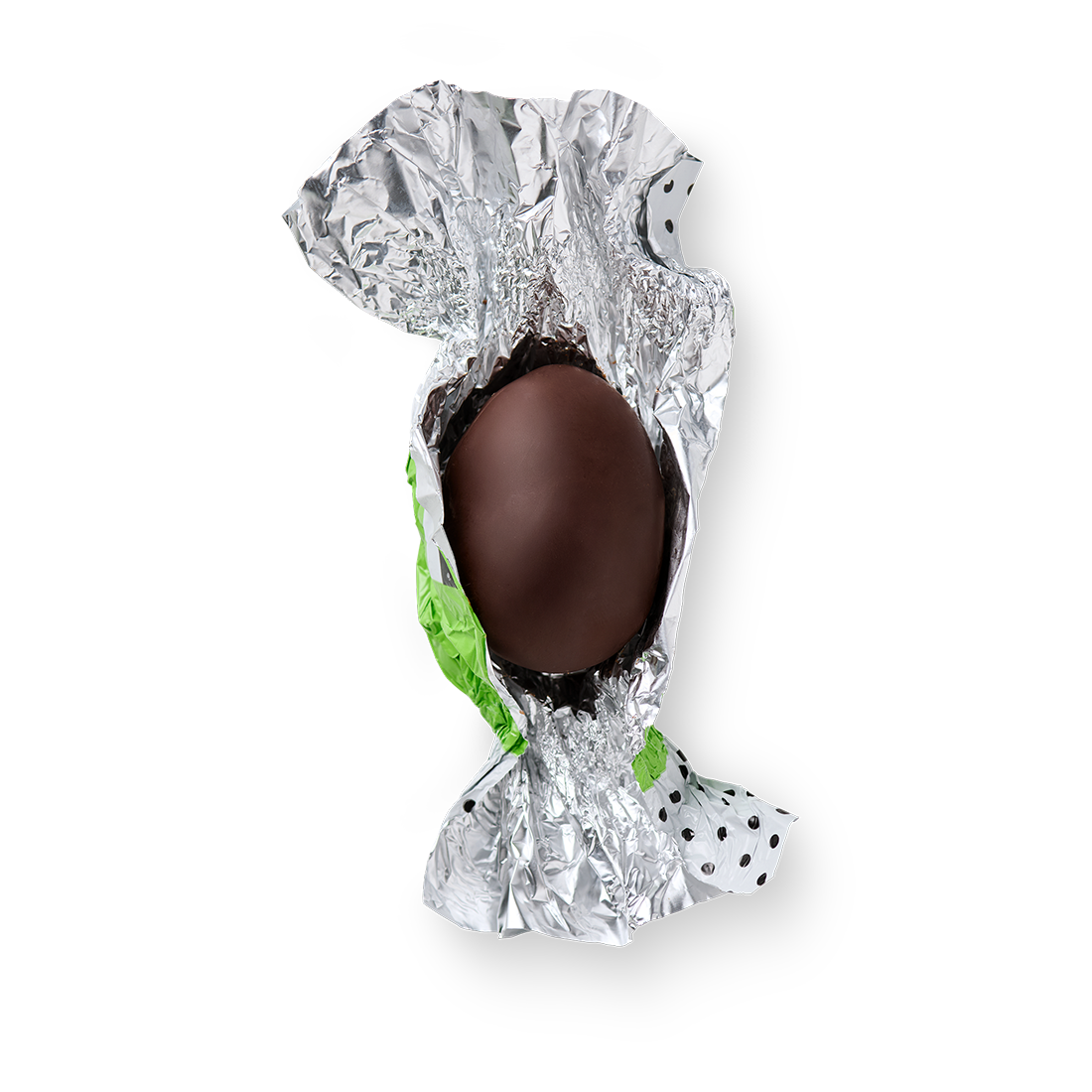 Anschnitt des Sawade Blätterkrokant-Ostereis – feine Schokoladenhülle mit blättrigem Krokantkern, traditionell gefertigt und exklusiv in Hameln.