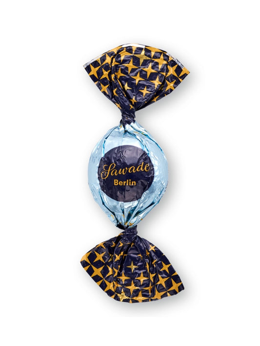 Sawade Wodka Kugel 16 g – Vollmilchschokolade gefüllt mit flüssigem gesüßtem Wodka, hergestellt in der Berliner Confiserie Sawade.