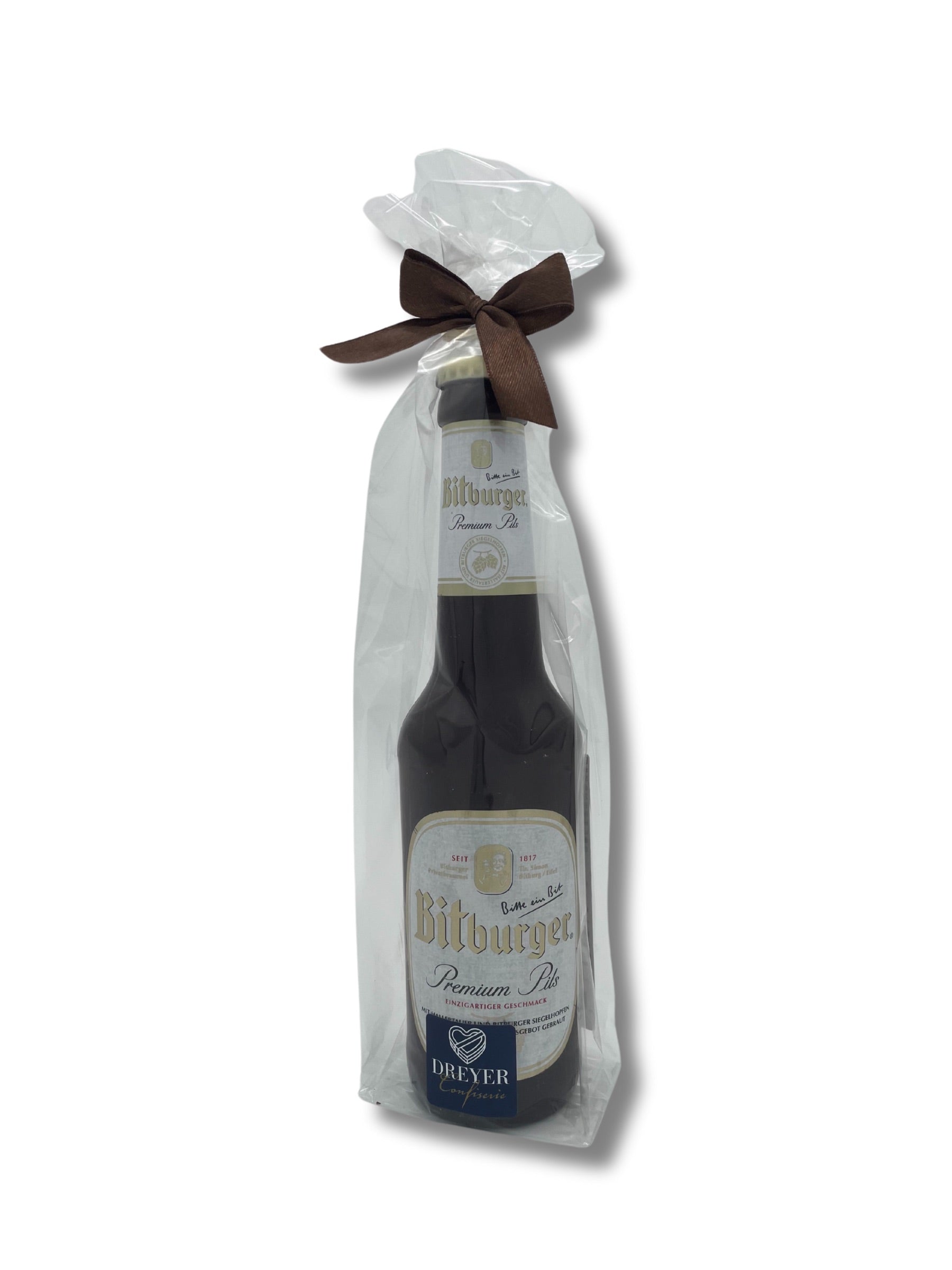 Bierflasche der Marke Bitburger aus Zartbitterschokolade – Handgemachte Schokoflasche aus der Dreyer Confiserie Hameln.