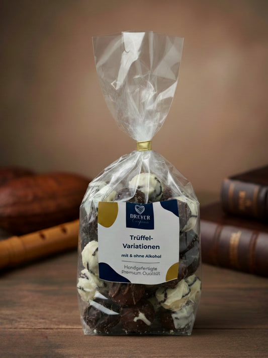 Wagner Trüffelvariationen mit und ohne Alkohol 220 g, handgefertigte Pralinenmischung aus dunkler, Vollmilch- und weißer Schokolade, erhältlich in der Dreyer Confiserie in der Rattenfängerstadt Hameln.