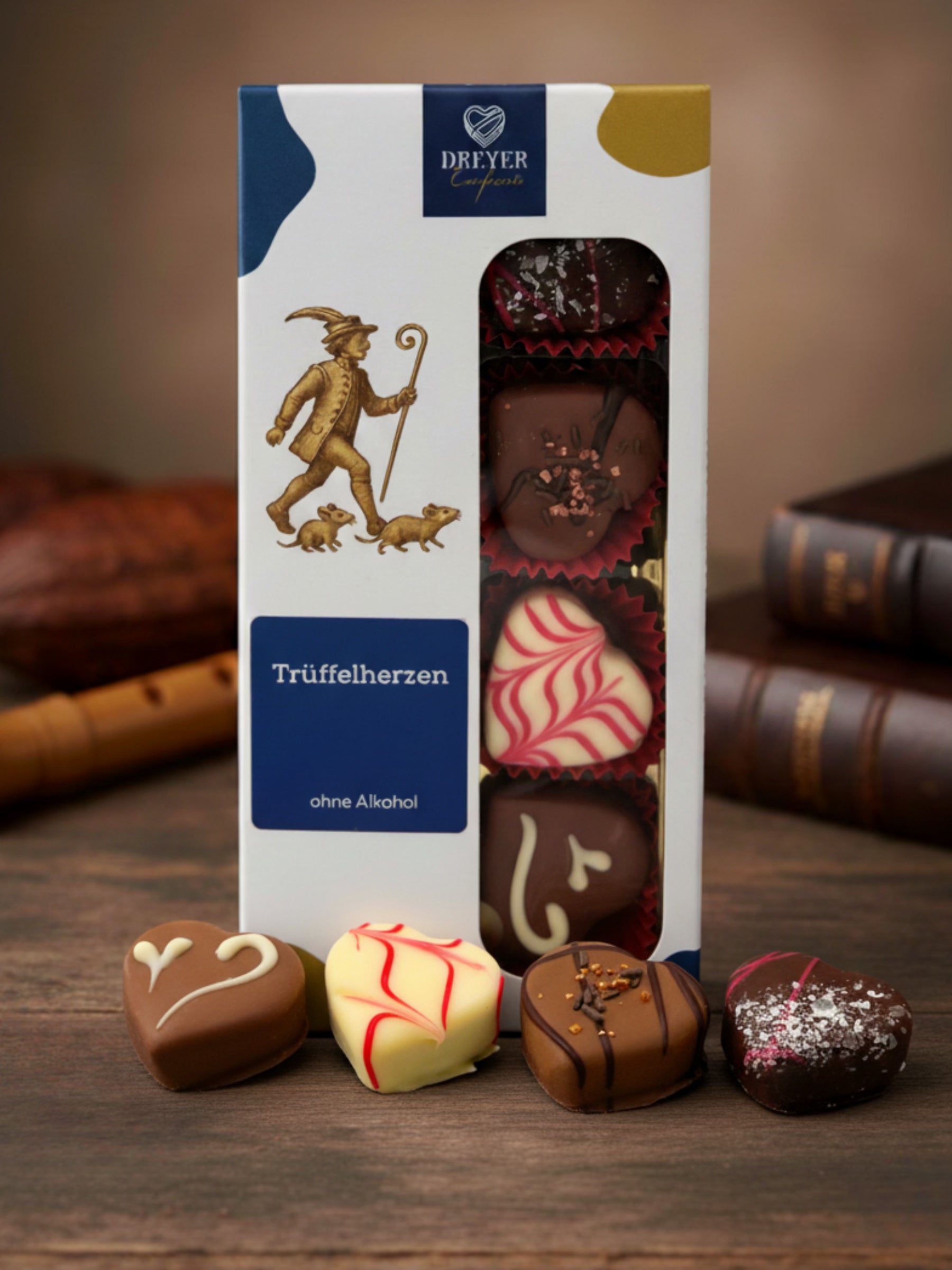 Dreyer Confiserie Trüffelherzen ohne Alkohol 95g: Auswahl aus 8 gefüllten Schokoladenherzen in Zartbitter-, Vollmilch- und weißer Schokolade, hergestellt von Wagner Pralinen für die Dreyer Confiserie in der Rattenfängerstadt Hameln.