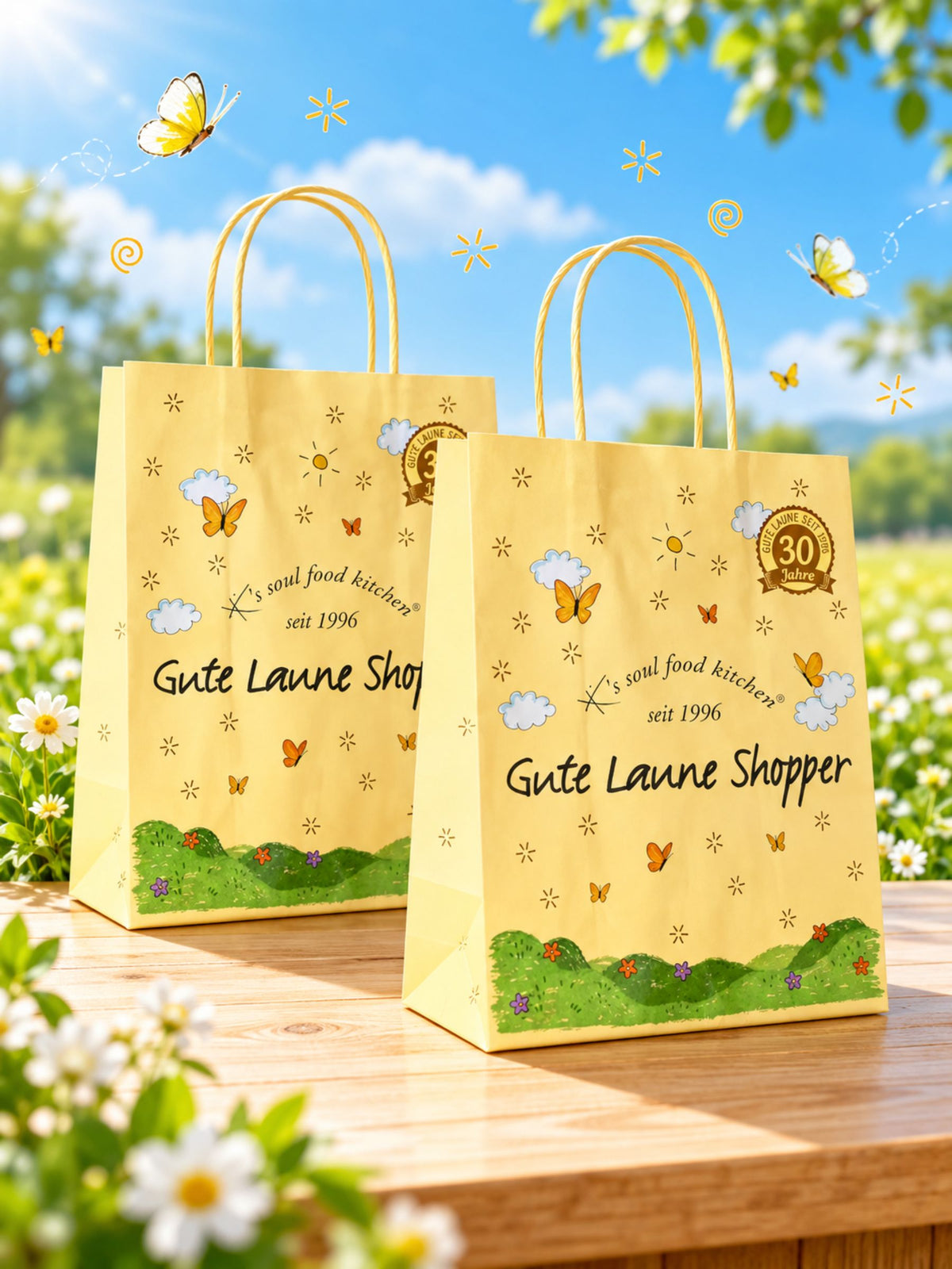 Gelbes Gute Laune Shopper Geschenktäschchen aus Papier von K's Soul Food Kitchen mit Schmetterlingsmotiv