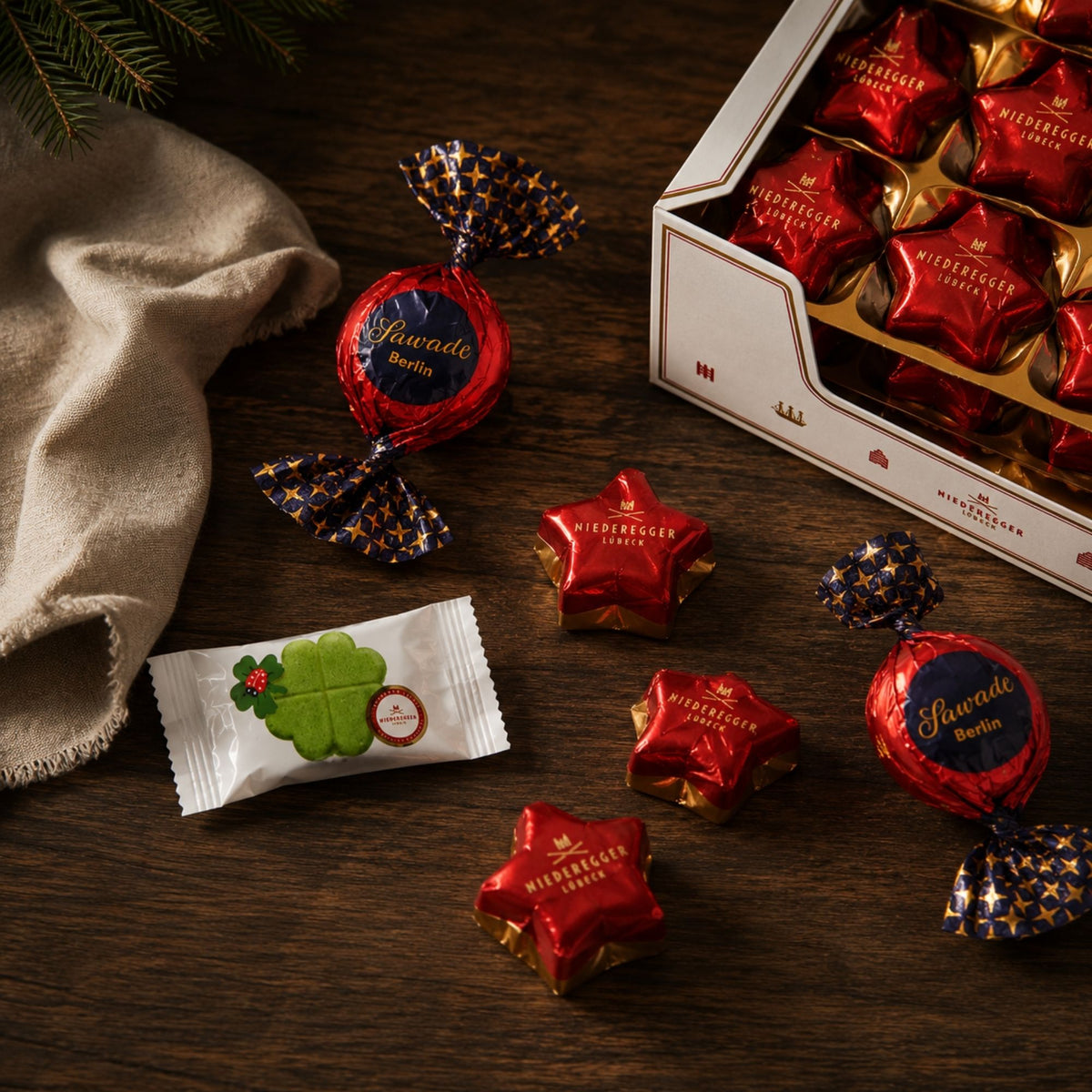 Bunter Teller Weihnachtssüßigkeiten