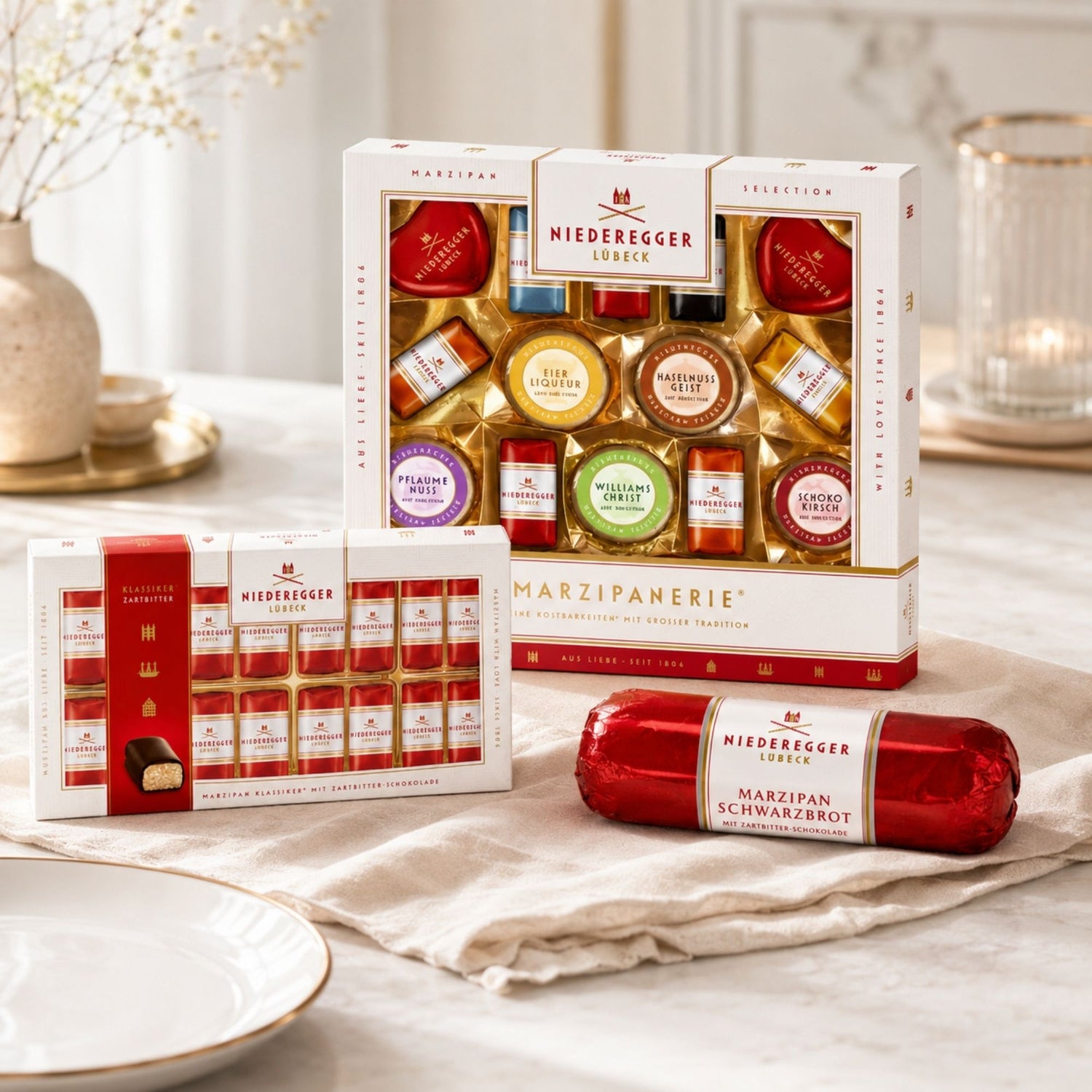 Niederegger Marzipan Klassiker und Schwarzbrot auf modernem Tisch