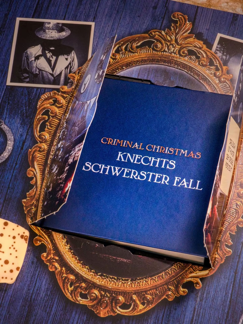 Inhalt des Criminal Christmas Adventskalenders Knechts schwerster Fall 255 g von PETERS Pralinen – Anleitung.